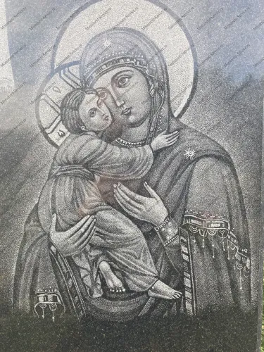 Гравировка иконы на памятнике